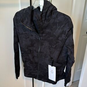 Lululemon pack it up jacket